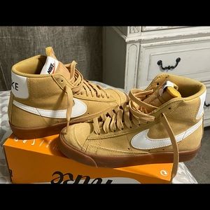 Women’s blazer mid 77 Suede